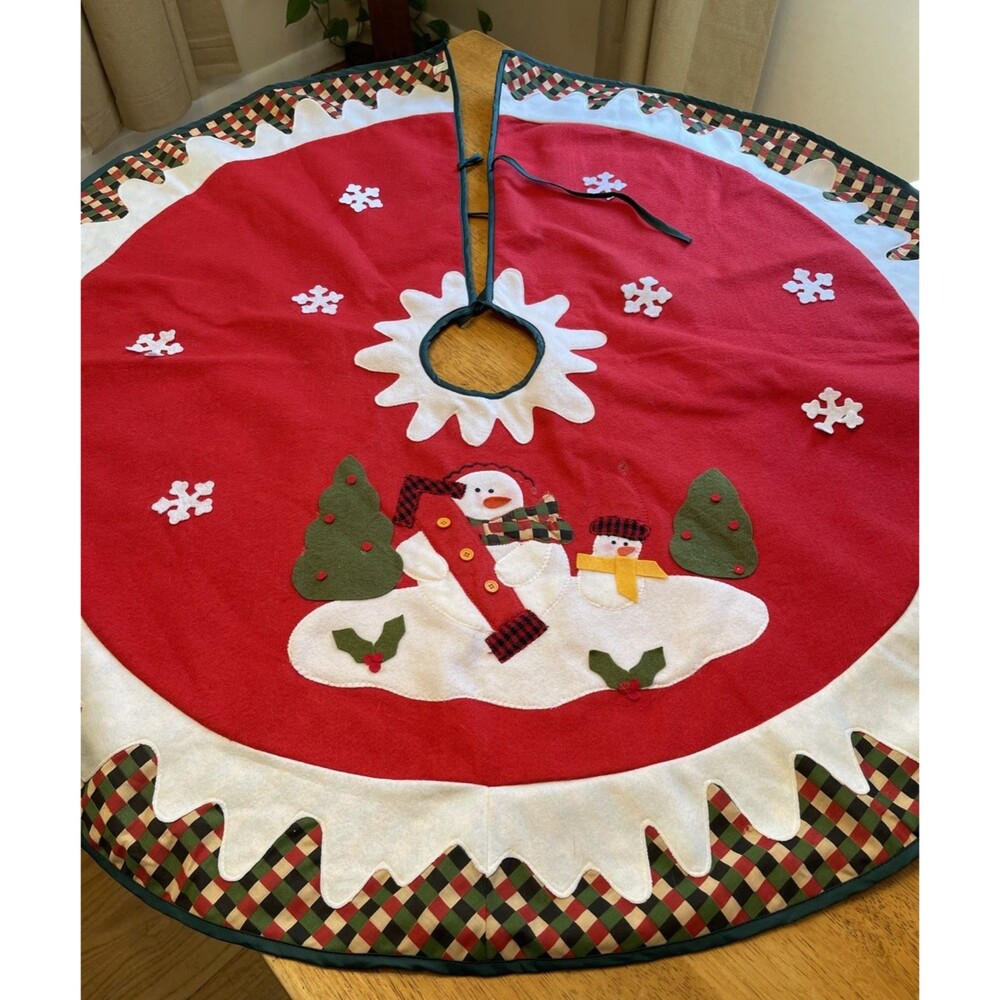 Felt Snowman Snowflakes Tree Skirt Christmas Large 44" Diameter Red White Green